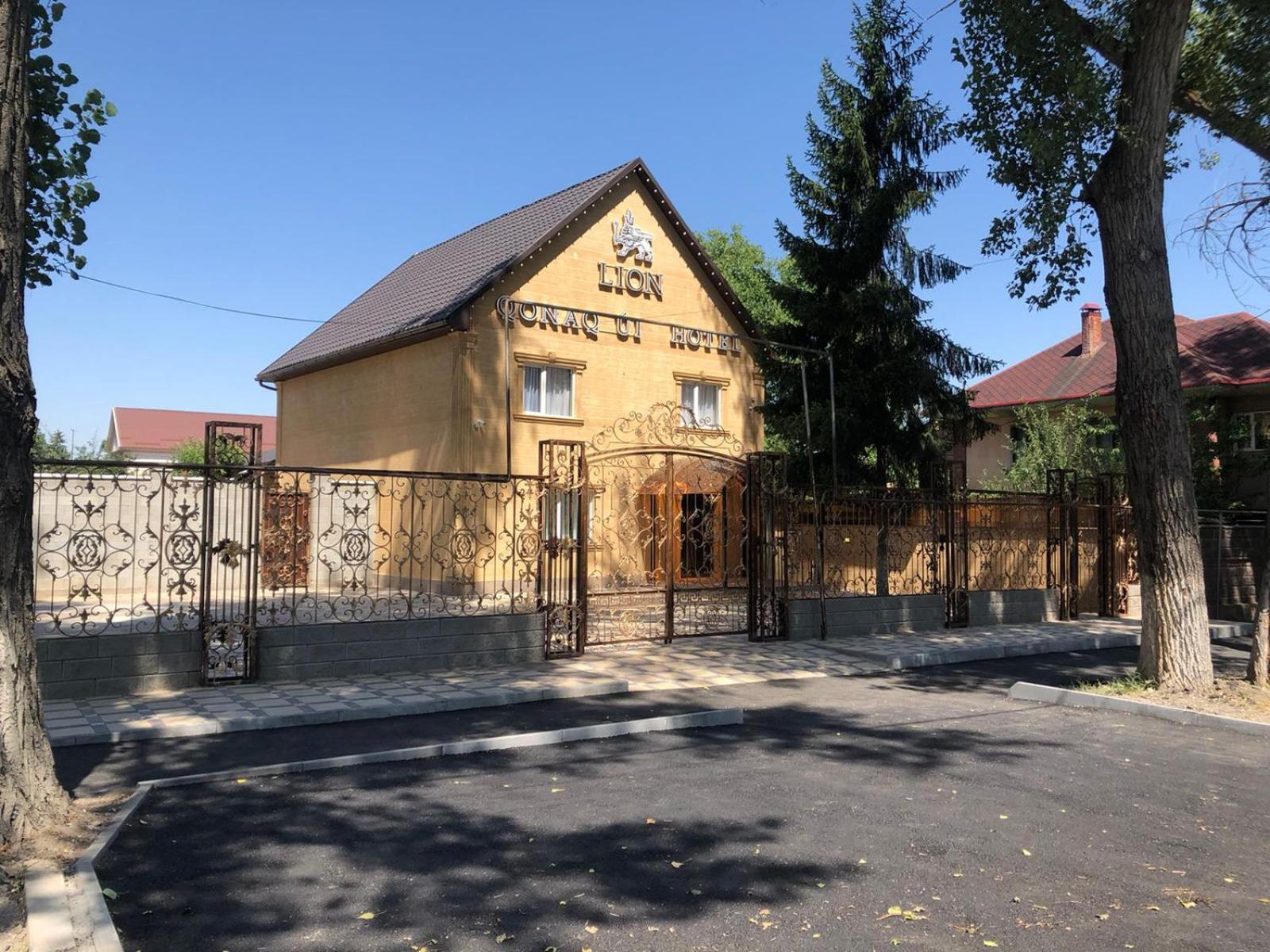 Hotel Lion Almatý Exterior foto